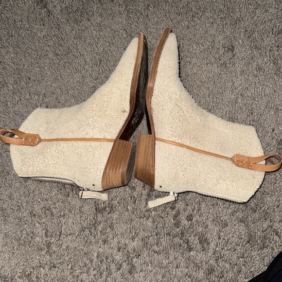 We the free ✌️ - Picture 9 of 10